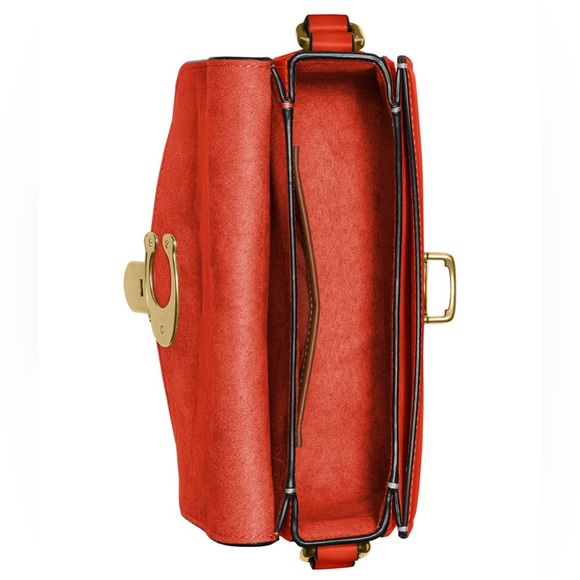 SOLD!!Coach Glovetanned Leather Studio Shoulder Bag 19 - Picture 4 of 13